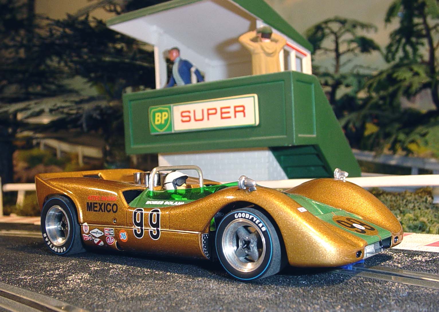 Maxi Models MX 004A McLaren M6B #99 Moises Solana