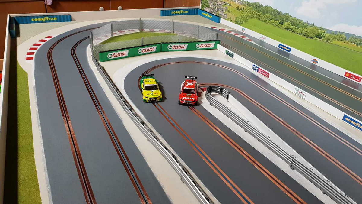 Roughwood slot track