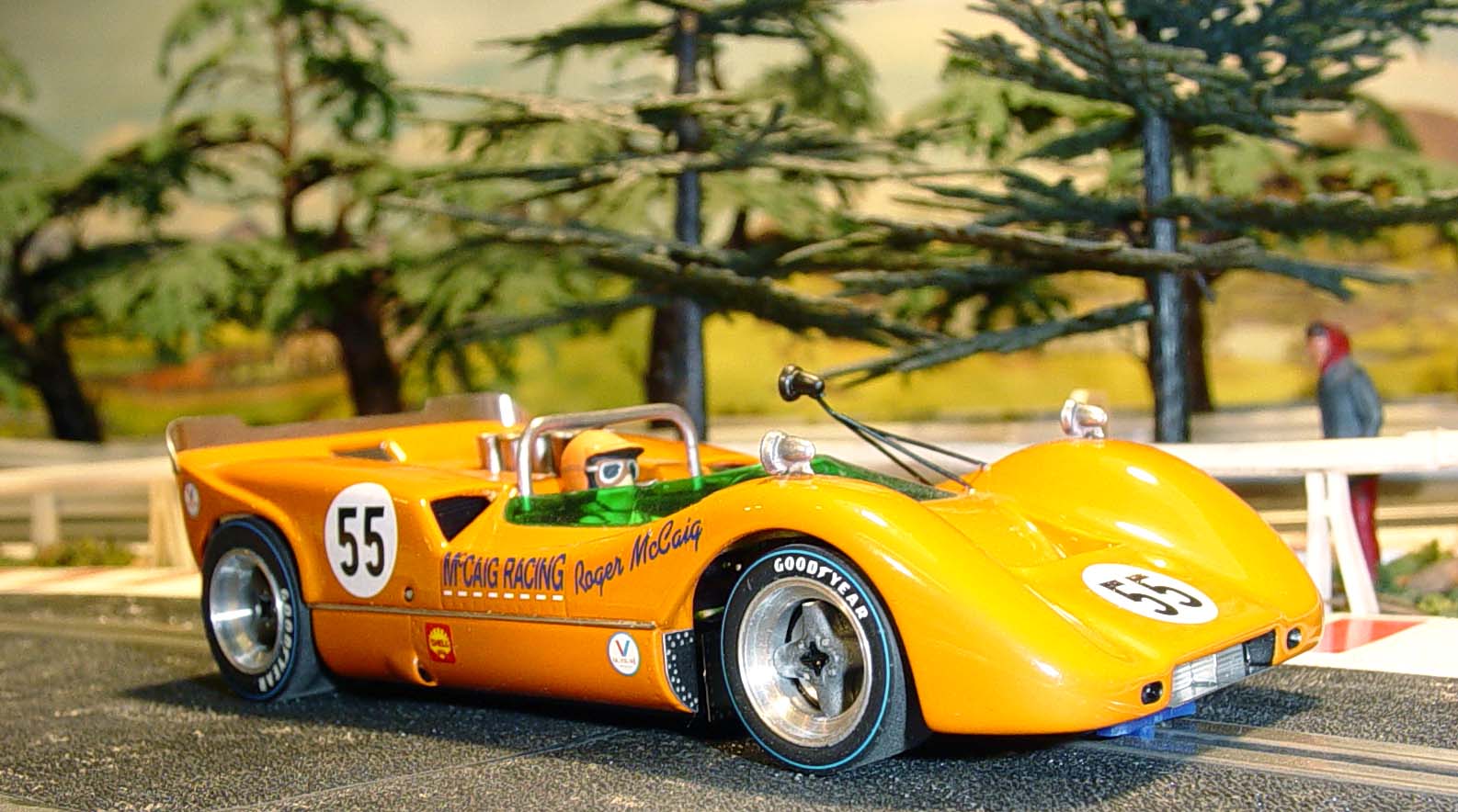 Maxi Models MX 004D McLaren M6B #55 Rodger McCaig
