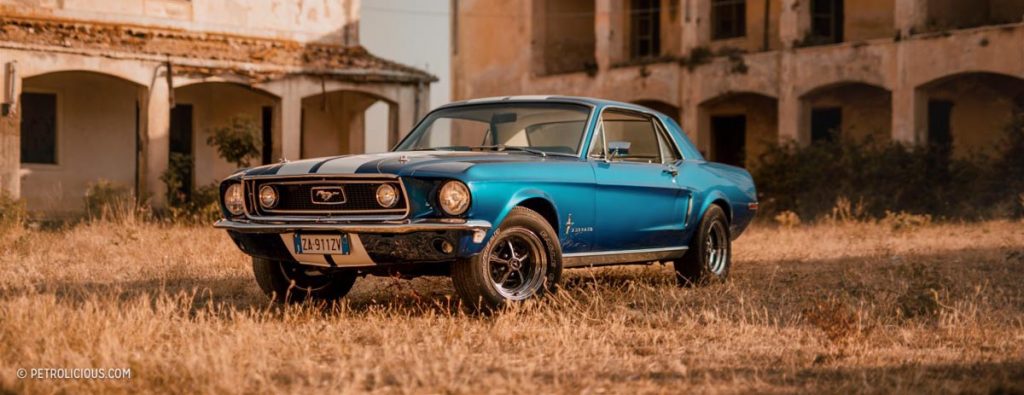 1968 Ford Mustang, blue with two white stripes