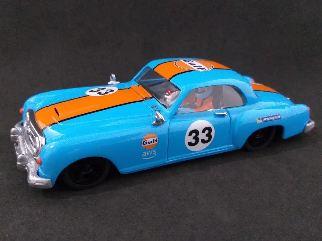 Nash Healey Coupe with a Gulf Livery